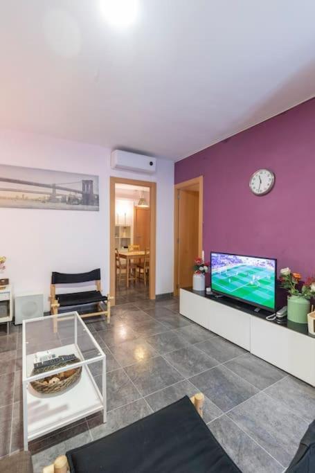 Subway Station Apartment Near Camp Nou Оспиталет-де-Льобрегат Экстерьер фото