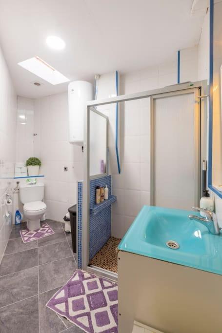 Subway Station Apartment Near Camp Nou Оспиталет-де-Льобрегат Экстерьер фото